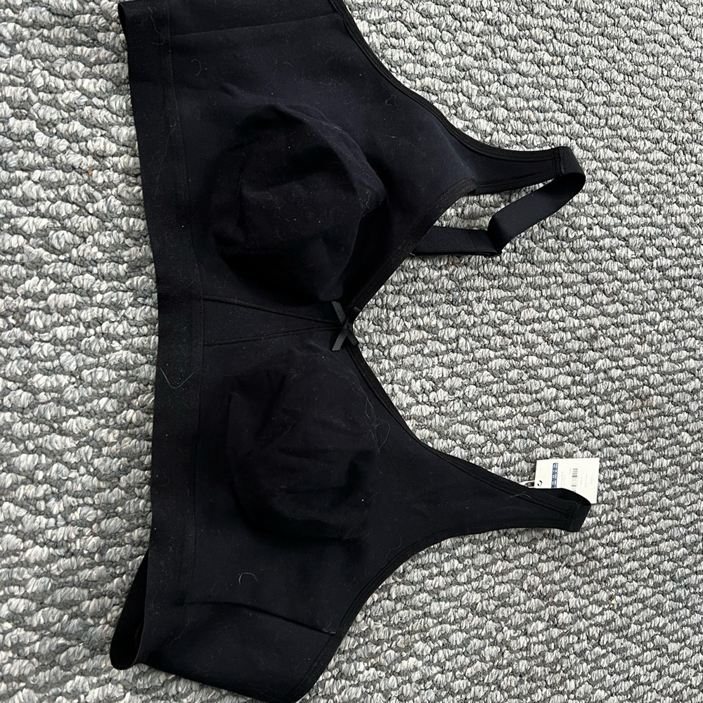 Aisilin Black Wireless Bra 46c